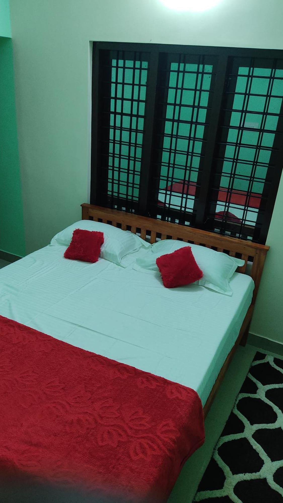 Alpine Aura Villa Vagamon Luaran gambar